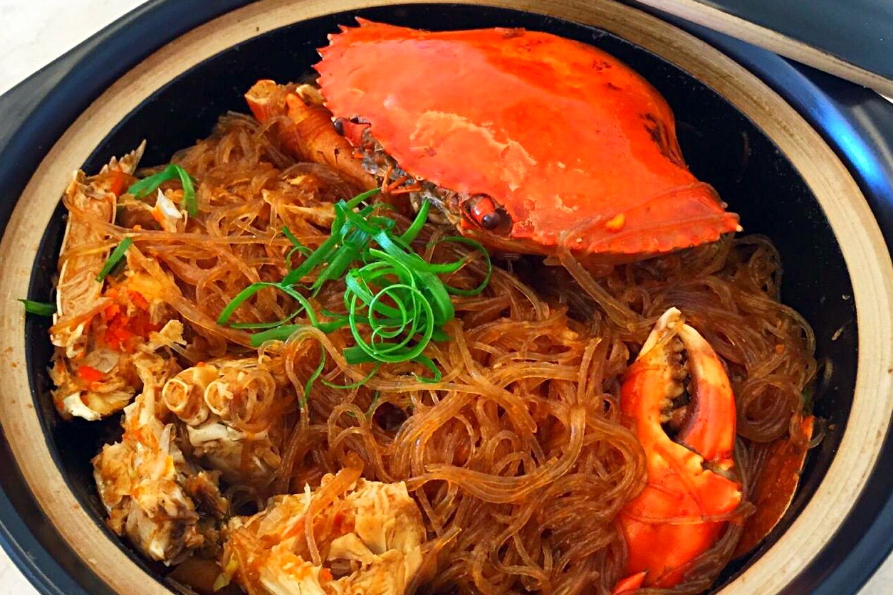 海虾河蟹粉丝煲