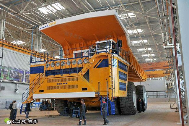 p>世界上最大的矿用卡车belaz7510,是吉尼斯自卸车纪录保持者/p>