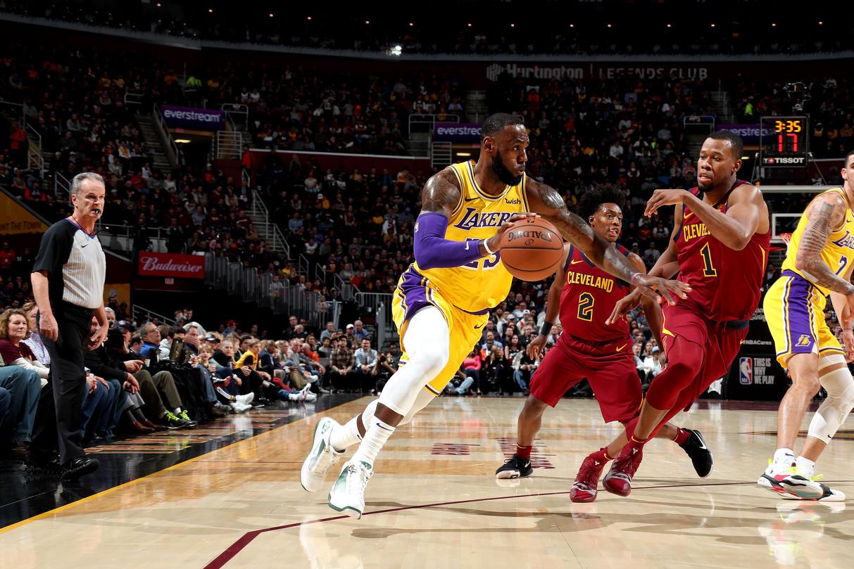 p>勒布朗·詹姆斯(lebron james,全名勒布朗·雷蒙·詹姆斯(lebron
