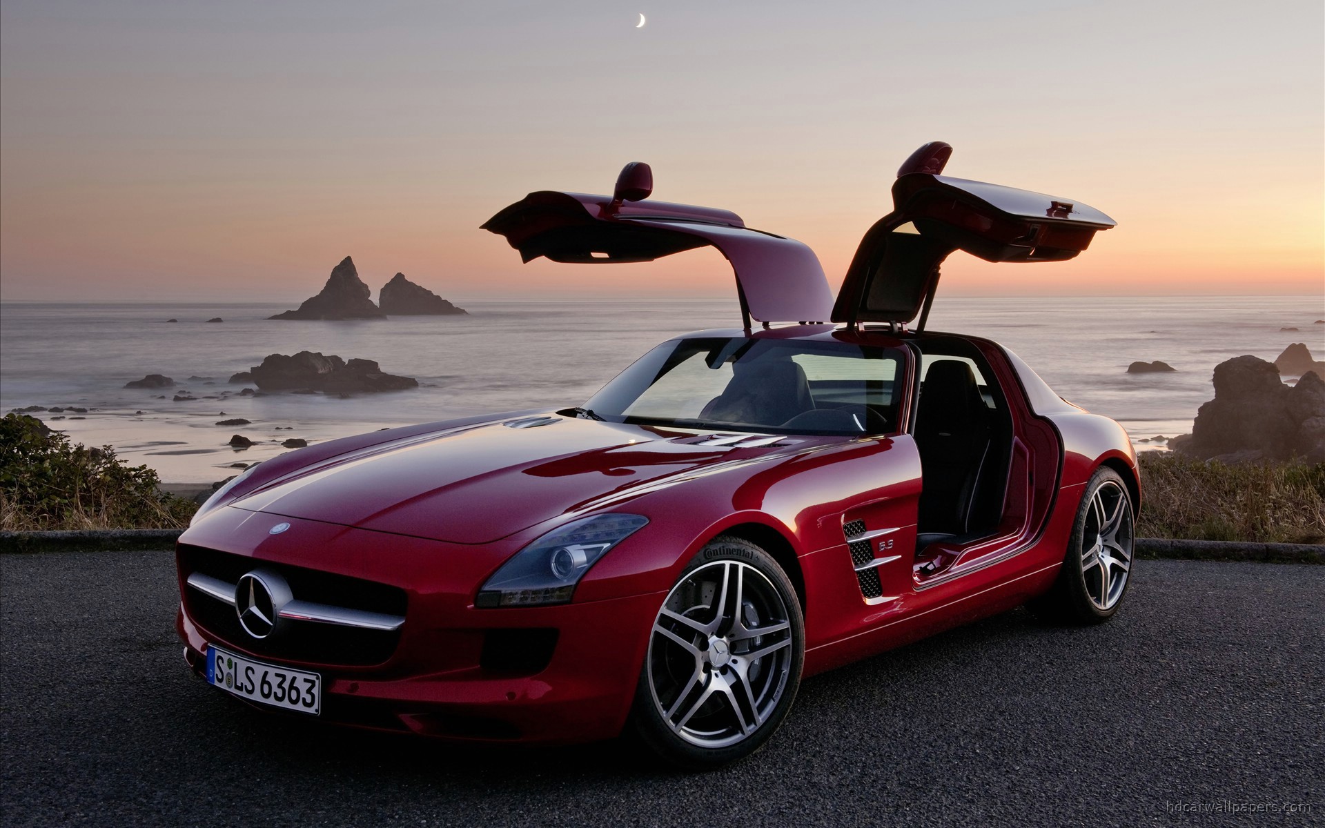 >梅赛德斯-奔驰/a(mercedes-benz)是世界闻名的豪华汽车品牌