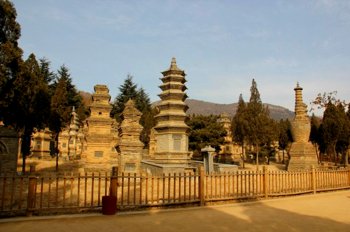 初祖庵及少林寺塔林