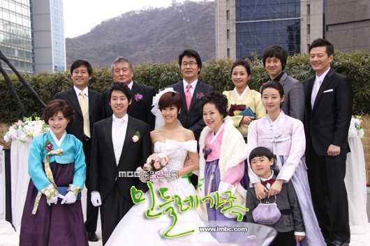 p></p></a>《蒲公英家族》是韩国mbc电视台于2010年1月30日首播的周末家庭剧