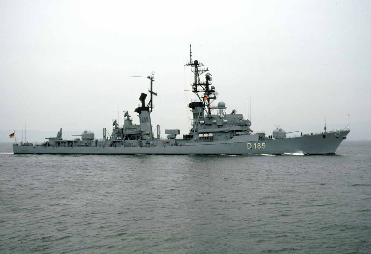 德国吕特晏斯级驱逐舰