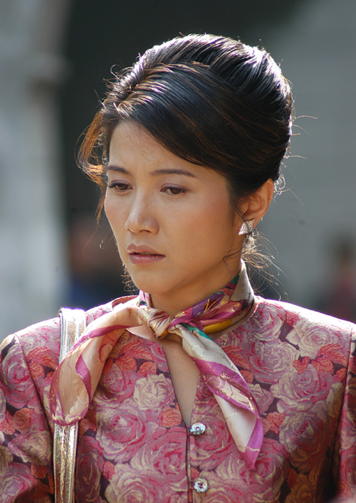  p>颜丙燕,1972年12月16日出生于北京市,祖籍山东曲阜,是孔子四大弟子