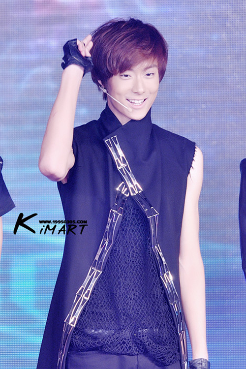  p>j-one男团是由辜承, a href="#">黄胡梦龙 /a>, a href="#" data