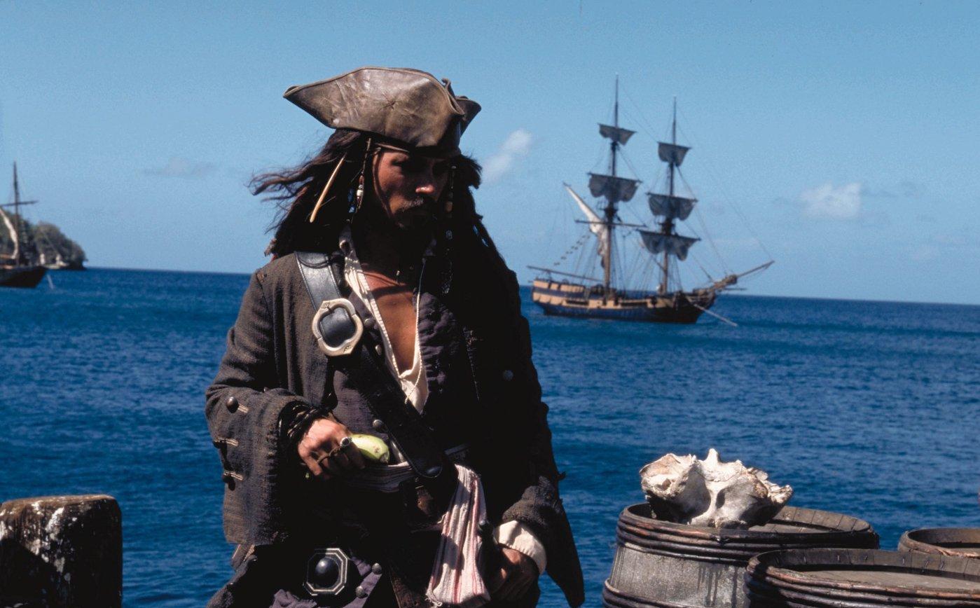  p data-id="gnx0es5nlq">《加勒比海盗6》 i>(pirates of the