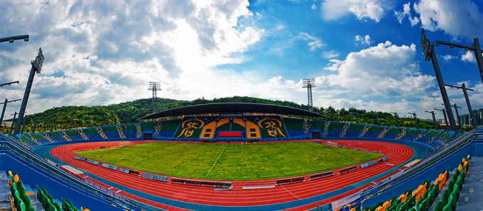 梅州市梅县区曾宪梓体育场