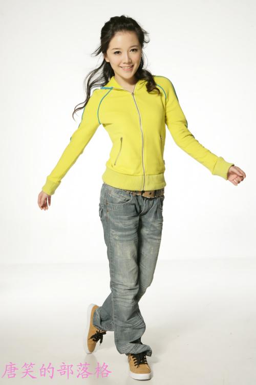  p>唐笑,1986年8月15日出生于湖南省长沙市,中国内地女歌手,演员,主持