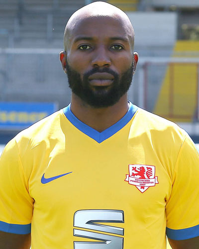  p data-id="gn3ta0aftm">多米·库姆贝拉,刚果人,是一位 a target="