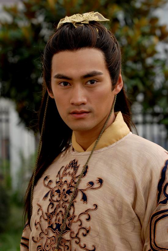  p>袁弘,1982年8月23日出生于湖北省武汉市,中国内地影视男演员,毕业