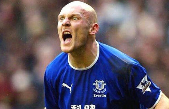  p>托马斯·格拉维森(thomas gravesen),1976年3月11日出生于丹麦