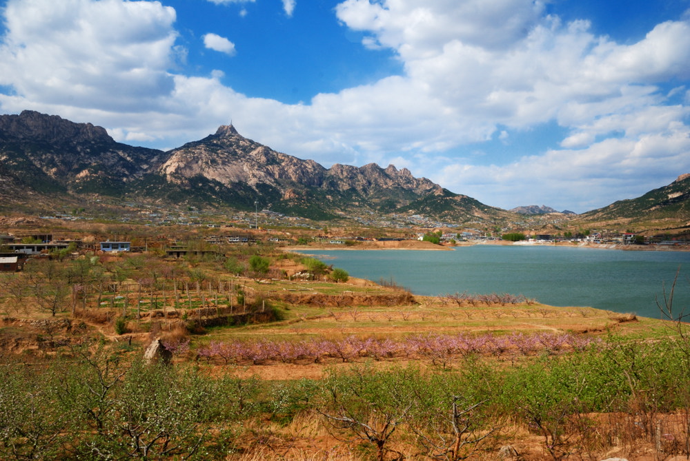 data-lemmaid="39392">昌黎县 /a>城北4公里,景区内主要景点有 a