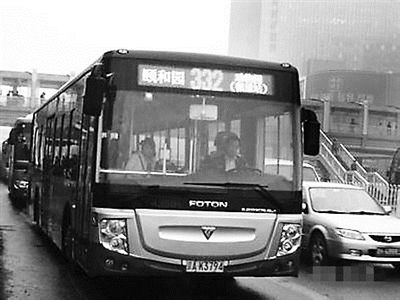 p>北京公交332路(beijing bus line 332)运营于中国北京市 a target=
