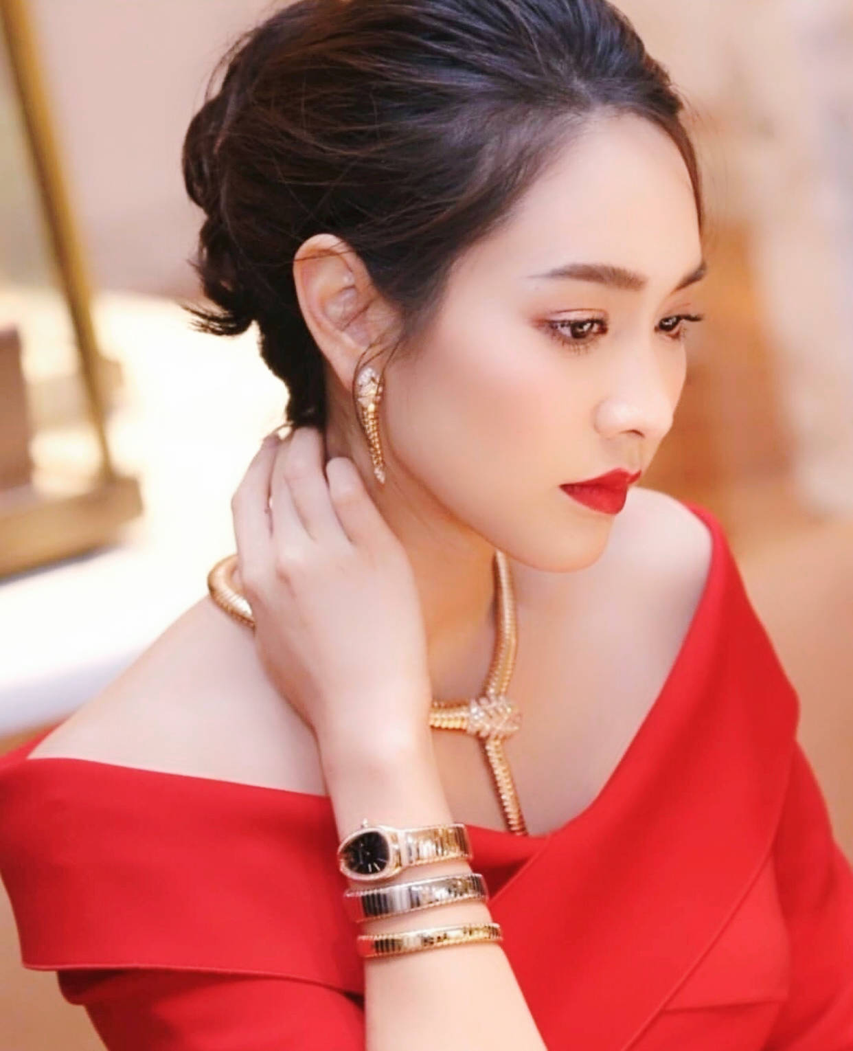 min pechaya wattanamontree