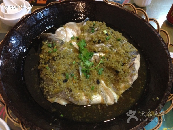  p>阿瓦山寨(新乐汇店)是一家湘菜馆,位于西安市雁塔区环塔南路东段6