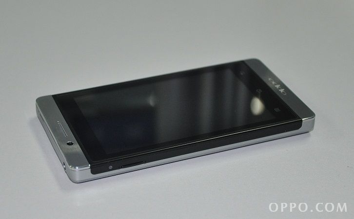  p>oppo x905是oppo在2012年2月上市的一部智能手机,采用了4英寸屏幕