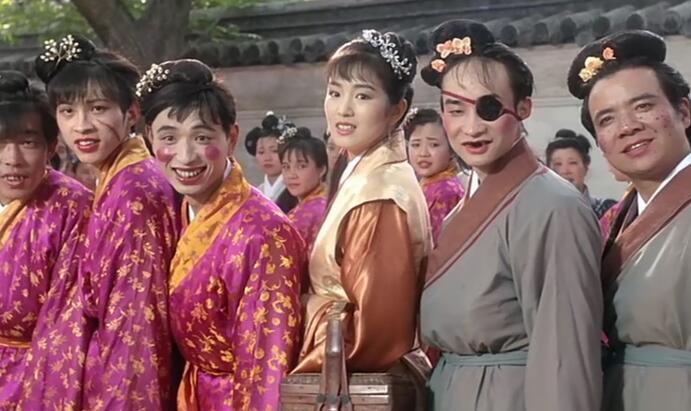  p>《唐伯虎点秋香》是永盛电影制作有限公司出品的一部喜剧电影,由 a