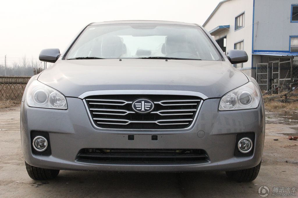 2012款奔腾b50 1.6l手动天窗版