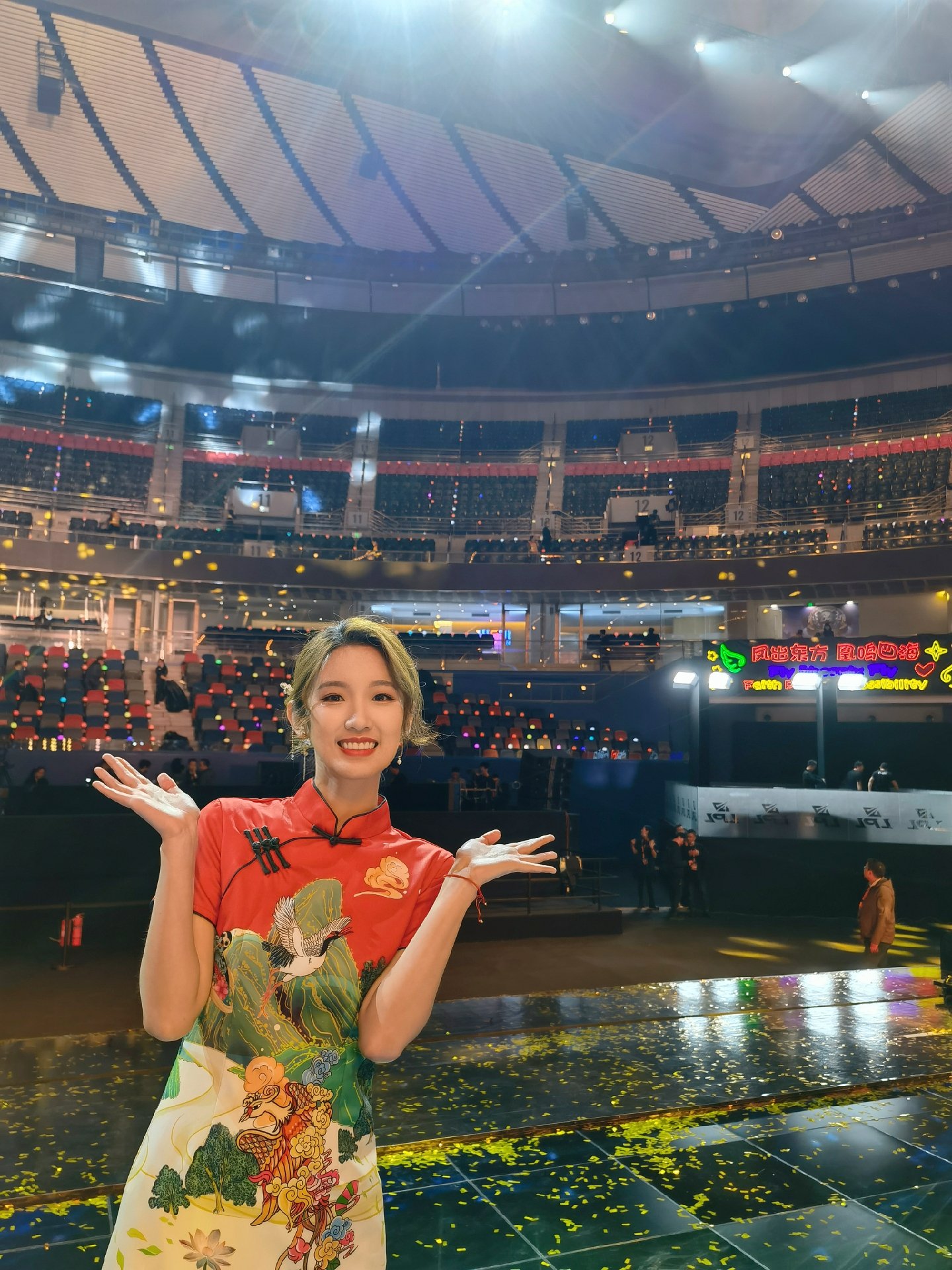  p data-id="scpnolrpgxkn">史文迪(艺名:夏安),女,毕业于 a target="