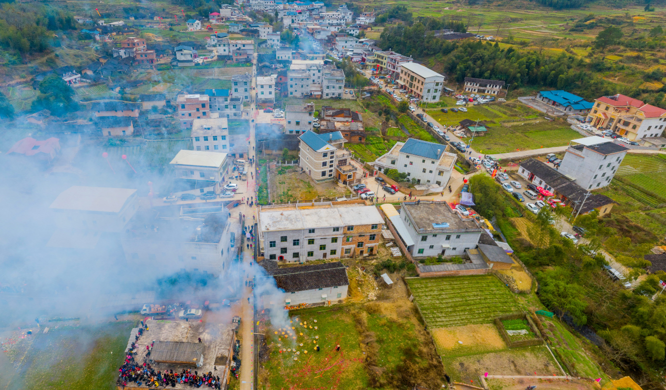  p data-id="gnaxwtq1h7">童坊镇,隶属于福建省龙岩市长汀县,地处 a