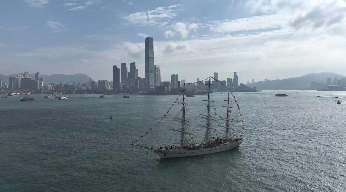 破浪号风帆训练舰