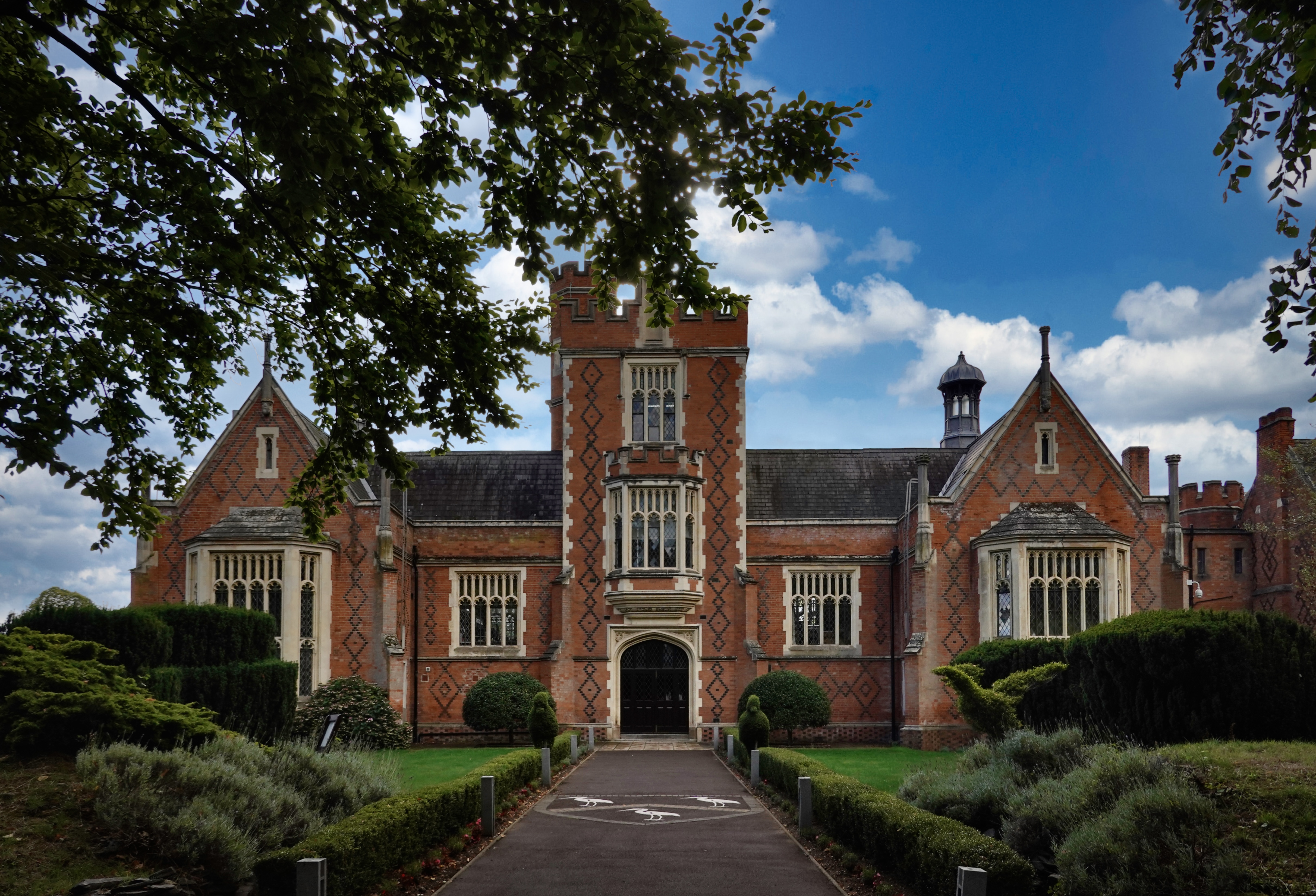  p> b>拉夫堡文法学校 /b>(loughborough grammar school),1495年由