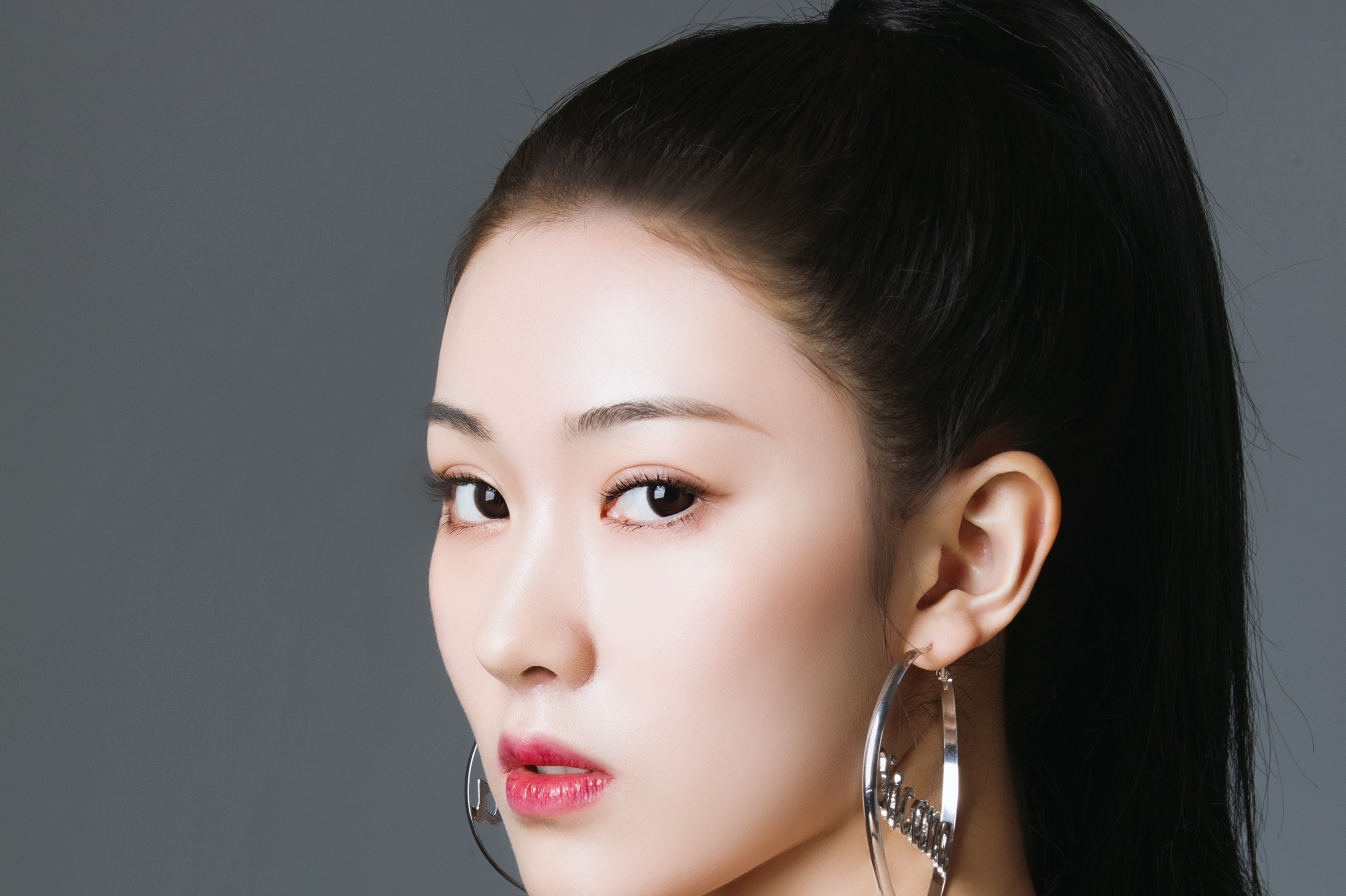  p data-id="gnbky8c7tz">沈陶然,中国内地影视女演员.