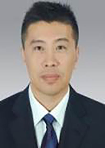  p>闫峰,现任辽宁省沈阳市苏家屯区工信局副局长. /p>