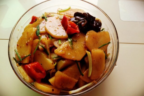 干辣椒红烧土豆片