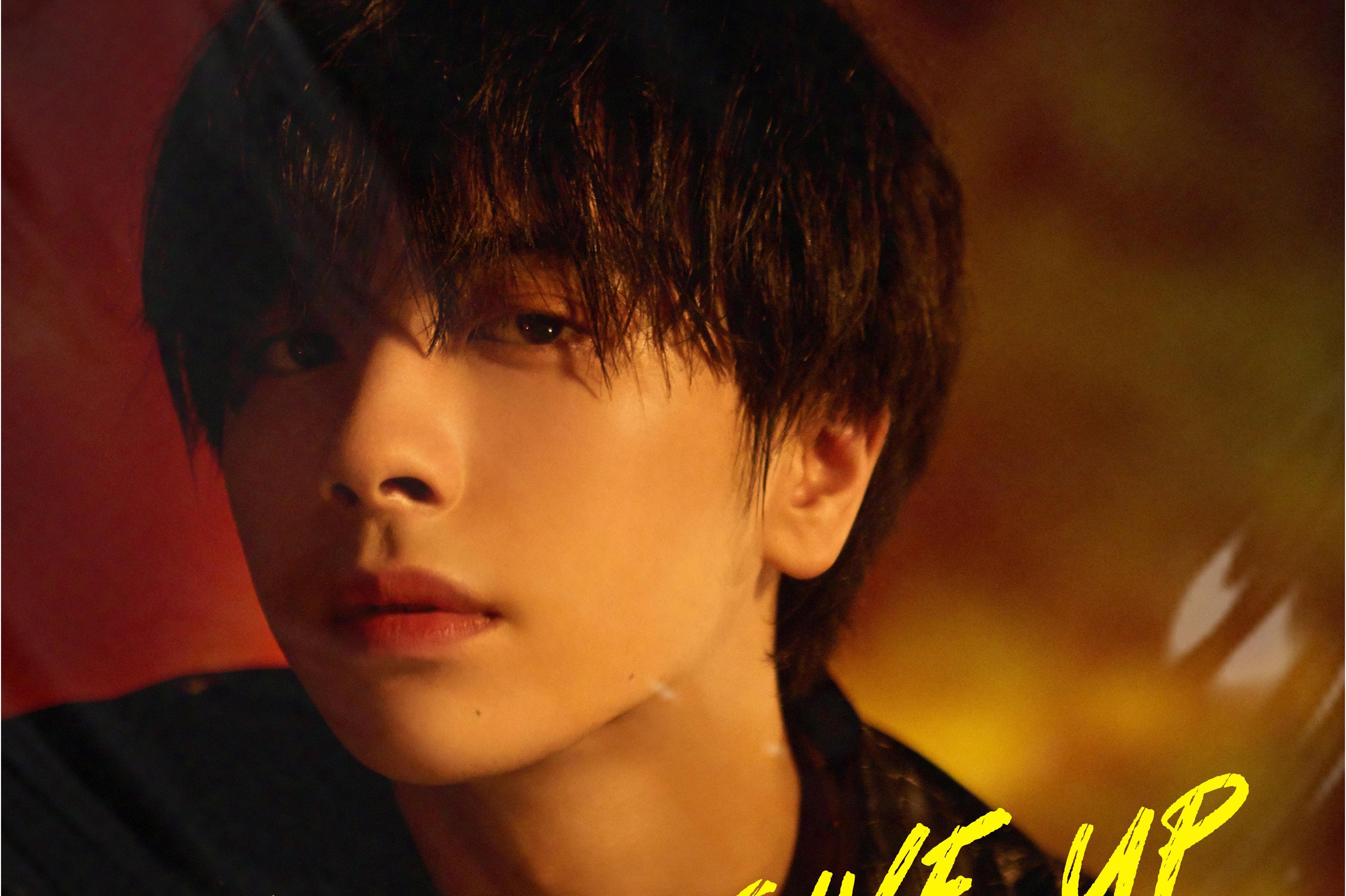  p>《never give up》是由杨超文录唱的一首歌曲