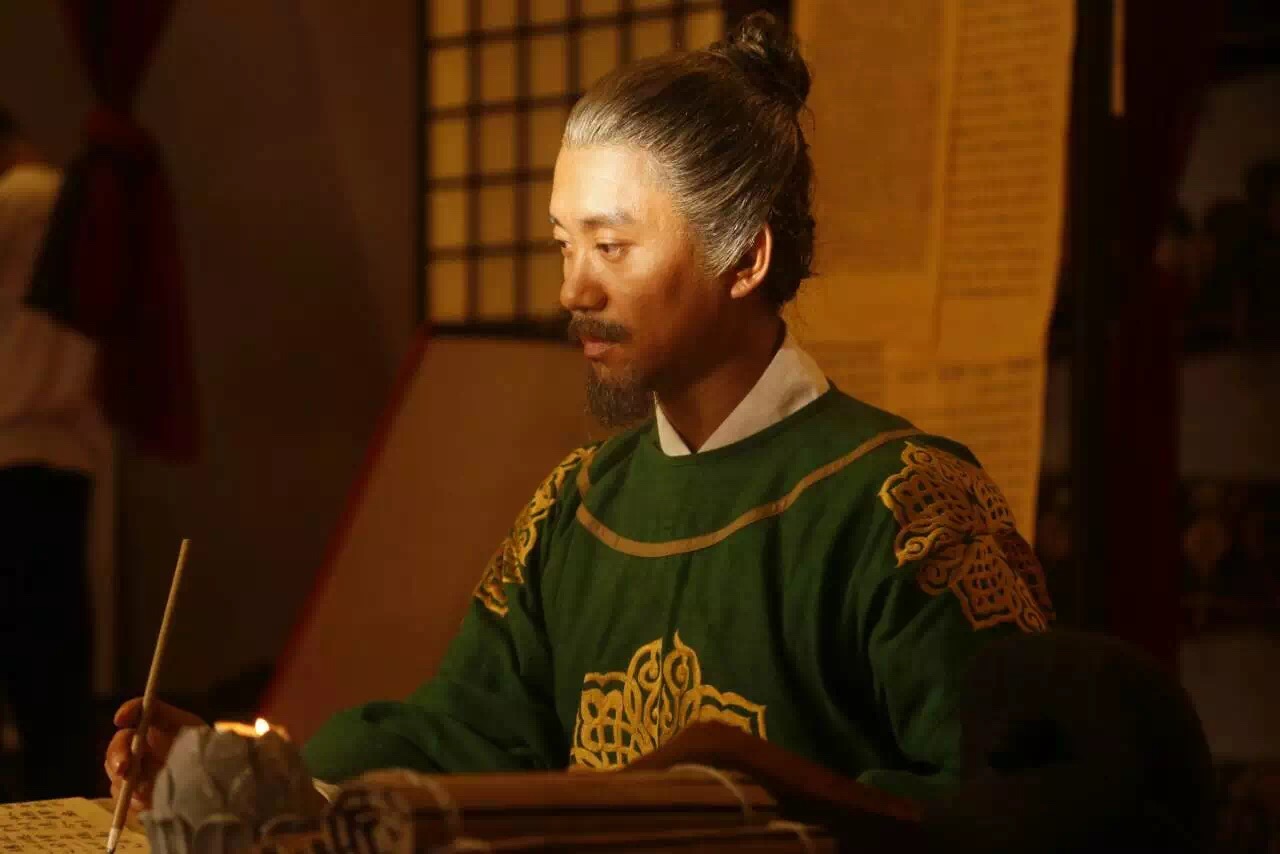  p data-id="gnvfkxnhit">孟宇,男,配音演员,毕业于 a target="_blank