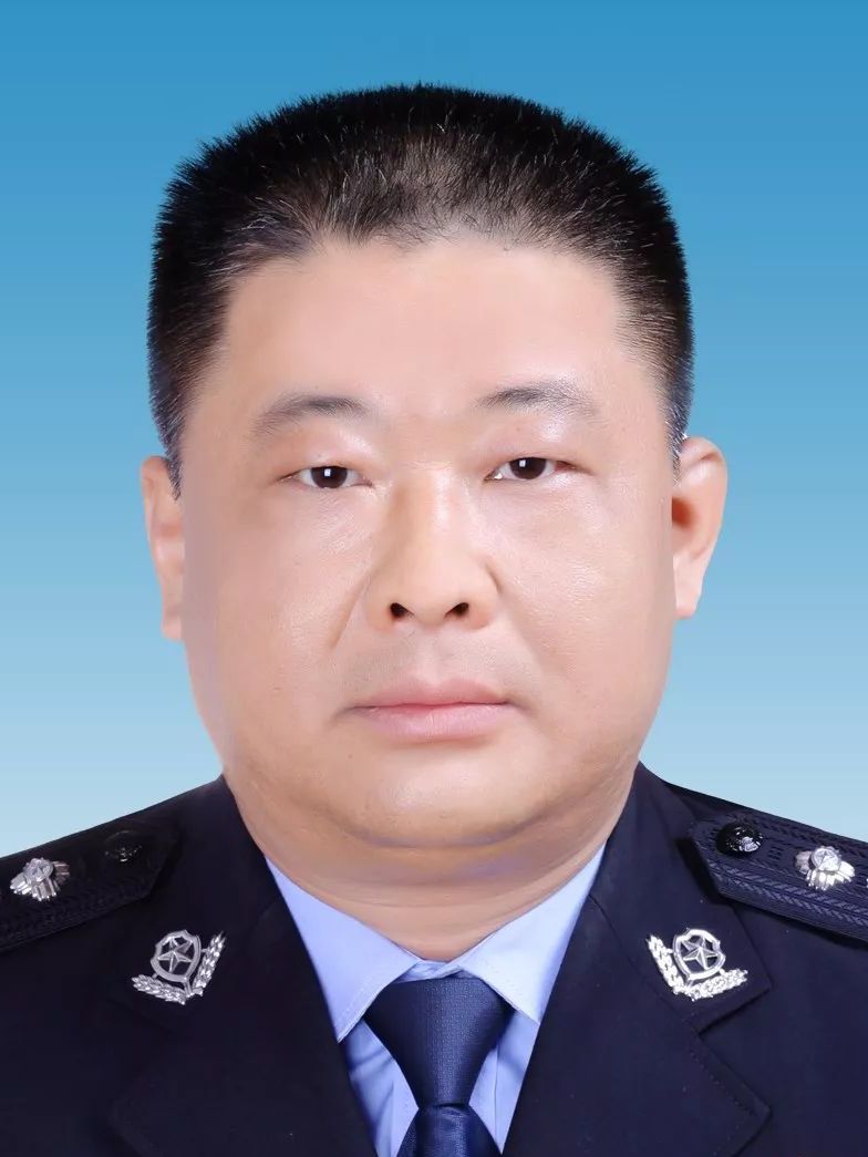  /p> p>现任云南省保山市施甸县人民政府党组成员,副县长,政法委副