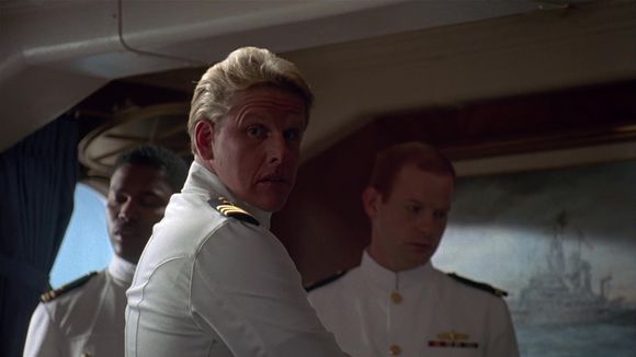 潜龙轰天undersiege(1992)