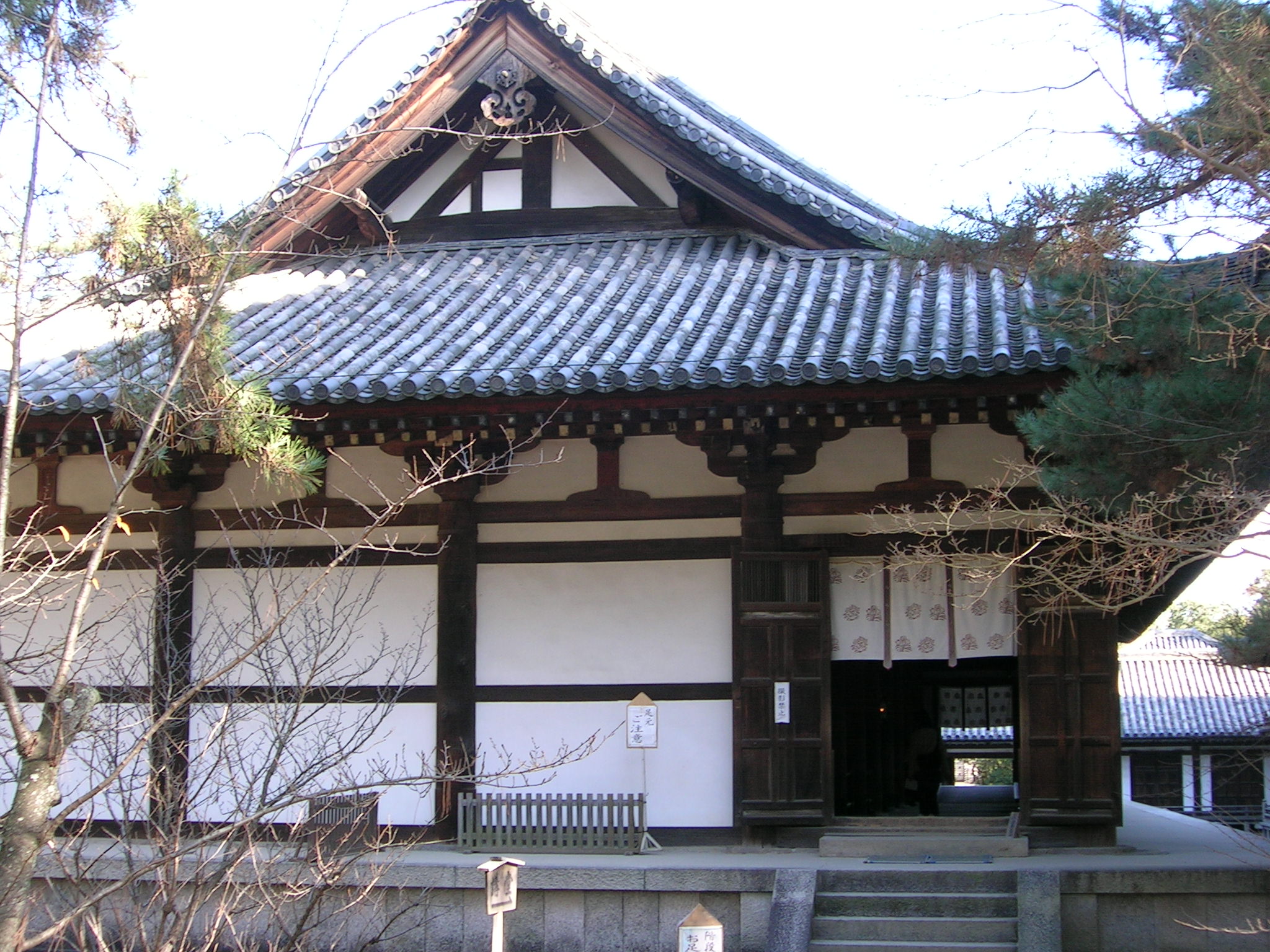招提寺(招提寺位于日本的哪里)