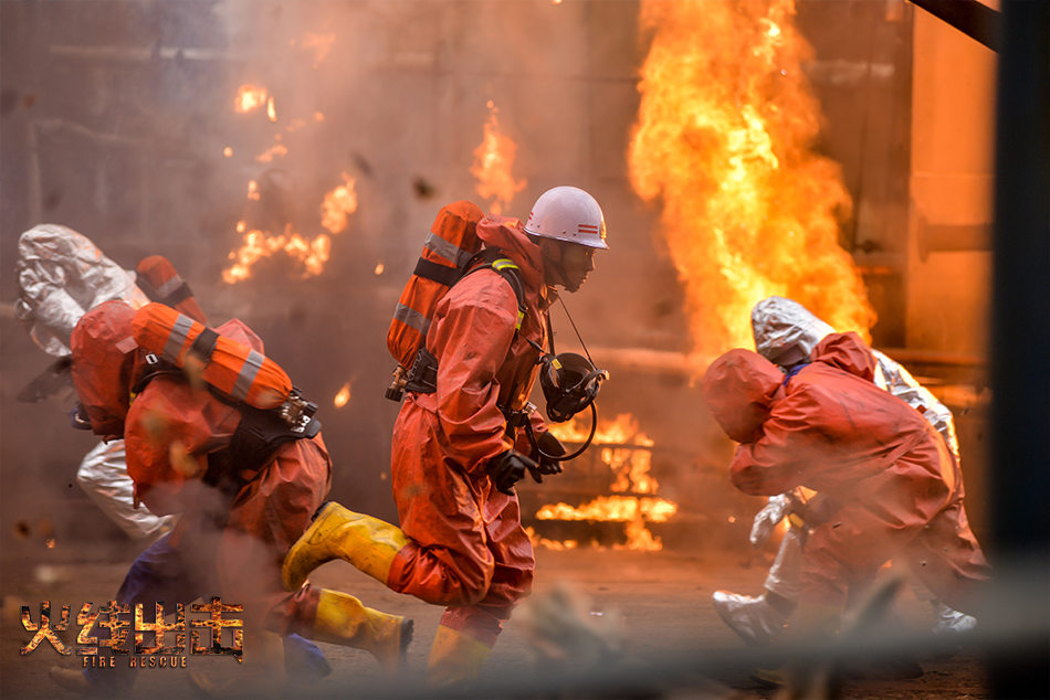  p>电视剧《火线出击》由《 a target="_blank" href="/item/我是特种