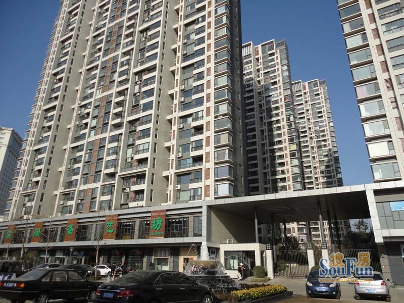 世纪华阳是由建业住宅集团投资, a target="_blank" href="/item/洛阳