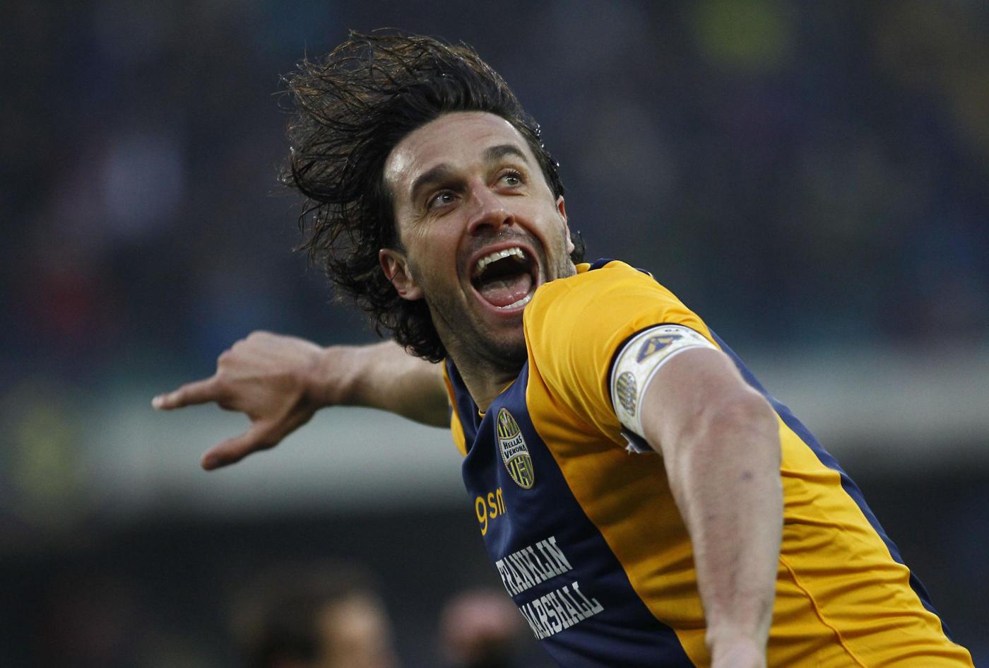  p>卢卡·托尼(luca toni),1977年5月26日出生于意大利帕夫洛尼尔