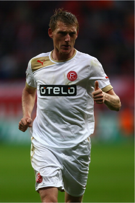  p>贝林豪森(axel bellinghausen),1983年5月17日出生于德国的齐格堡