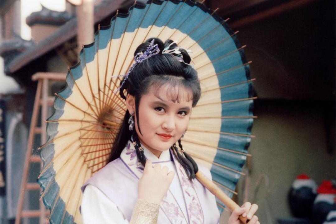  p>景黛音,1962年出生,香港前无线电视女演员,主要作品有《 a target=