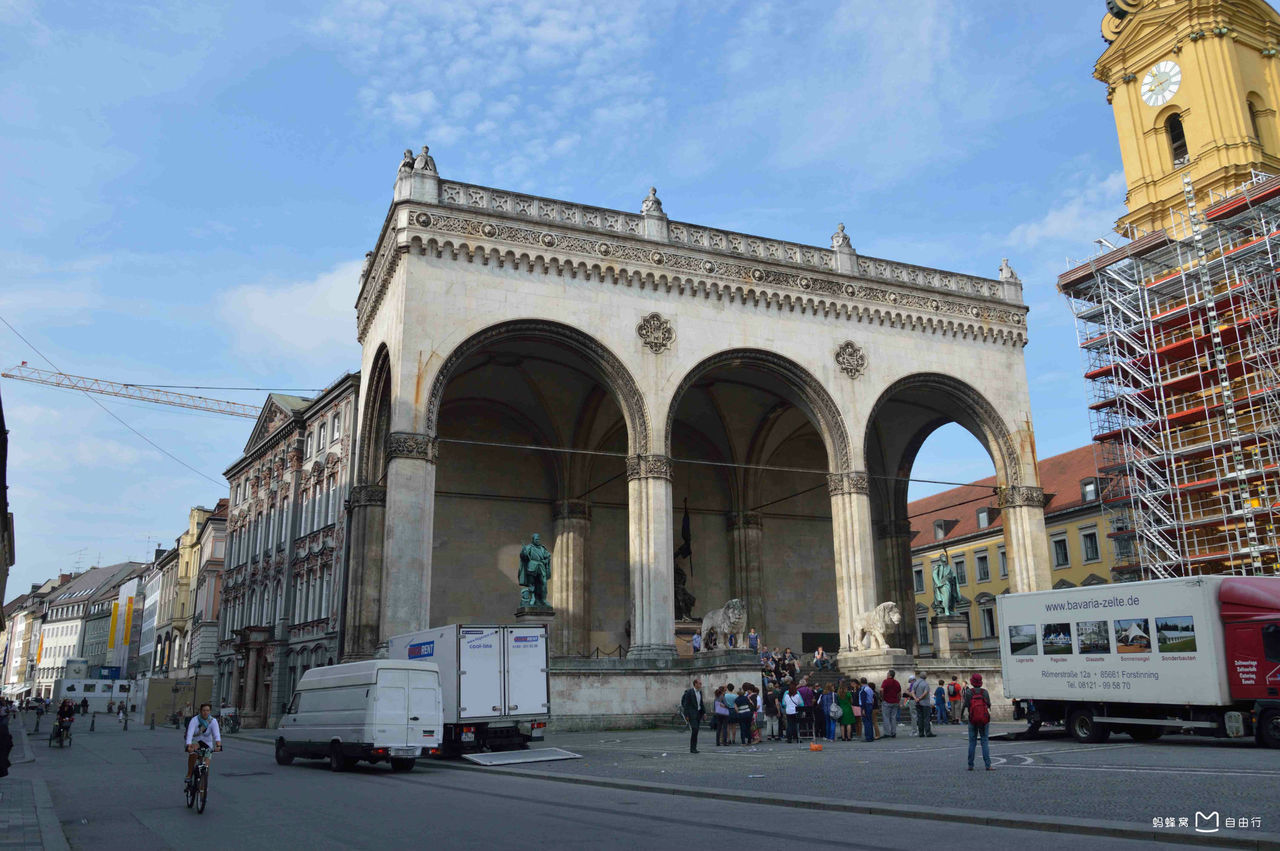 统帅堂坐落于巴伐利亚首府 a target="_blank" href="/item/慕尼黑