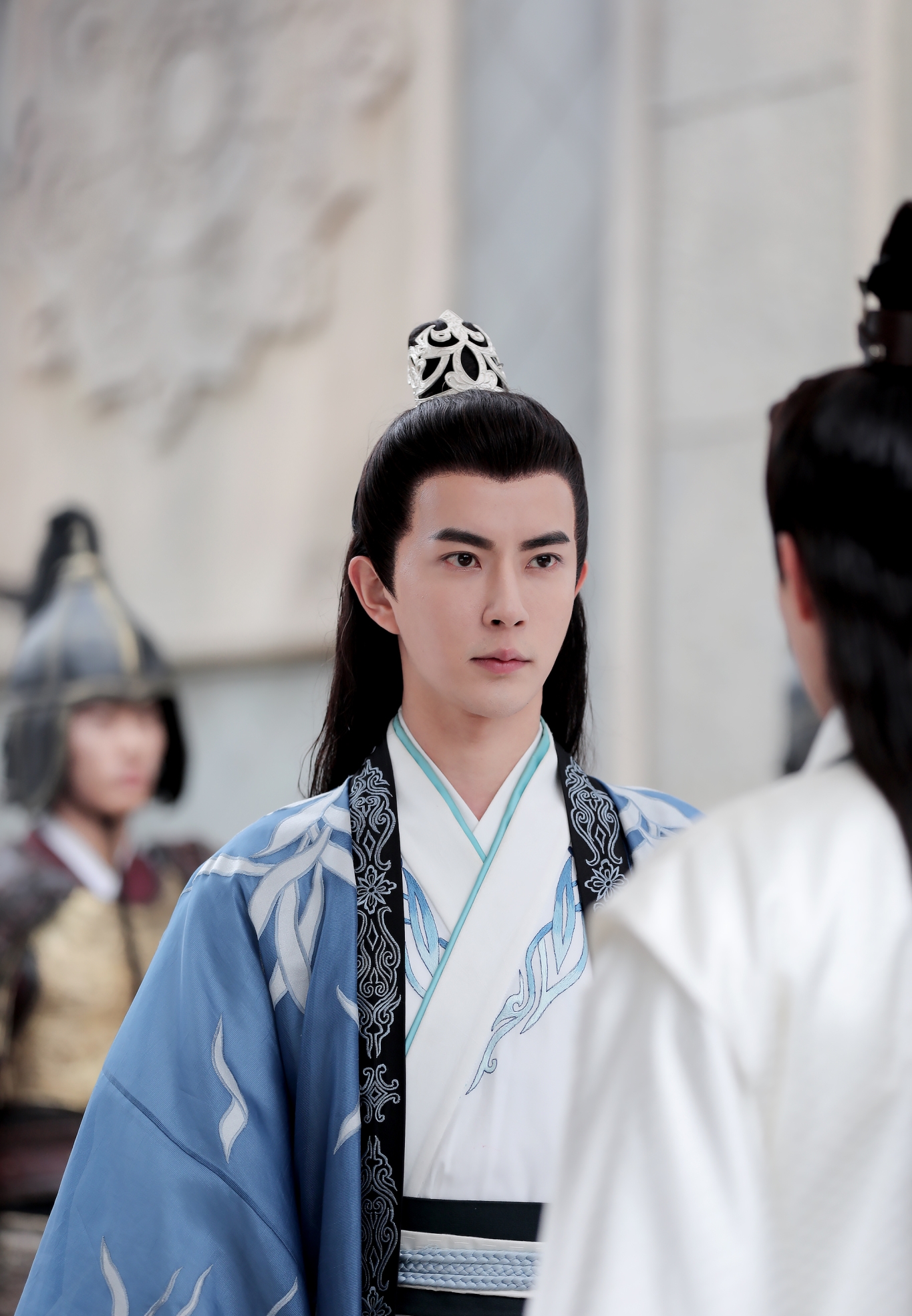 明月曾照江东寒