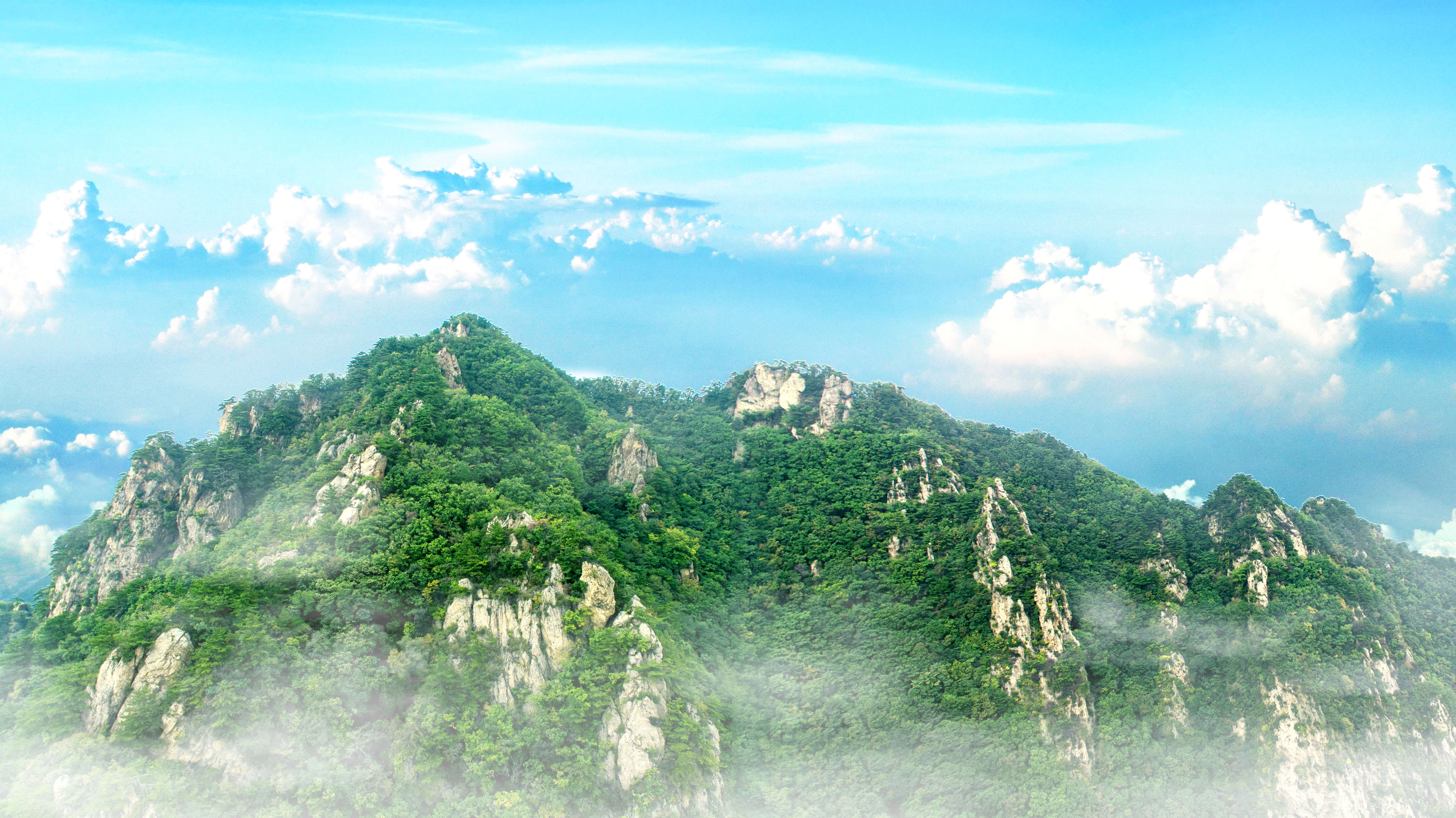  p data-id="gnx34x91oq">通明山风景区坐落于辽阳县东部山区八会镇通