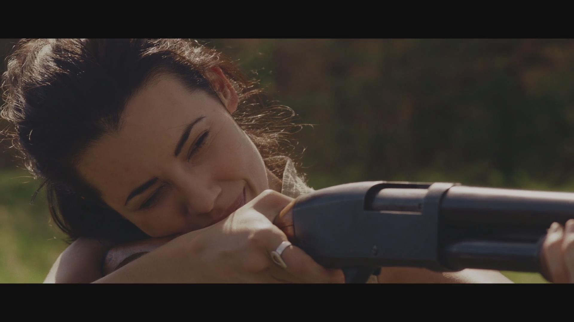 buhler执导,詹娜·林·亚当斯,杰克逊·戴维斯,瑞恩·维吉兰特主演的