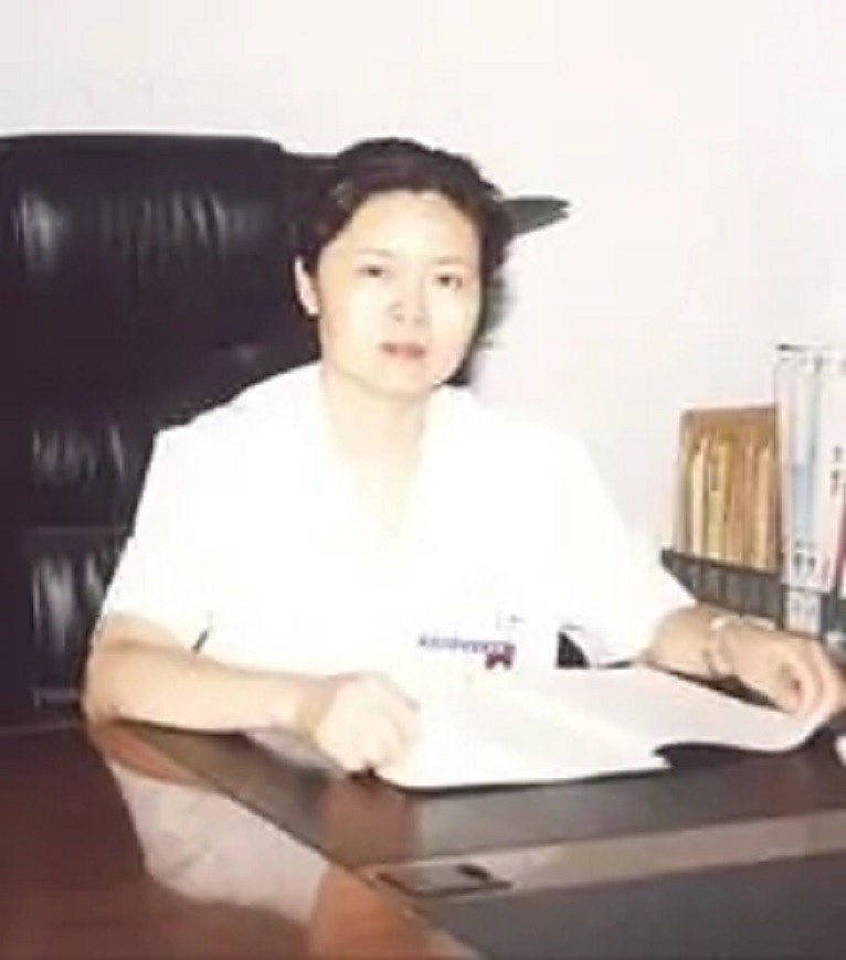  p>杨建萍,女 ,长葛市人,中共党员,1982年12月毕业于 a target="