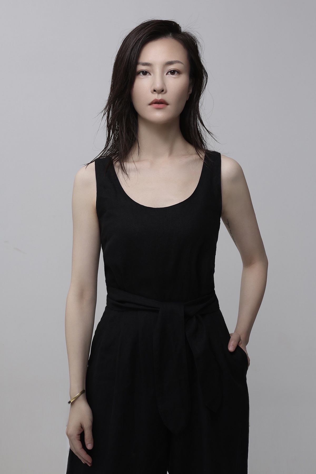  p>刘孜, 11月13日出生于贵州省遵义市,中国内地女演员,设计师,zi品牌