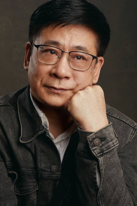 朱辉（当代作家，江苏省作家协会副主席，江苏省作家协会专业作家）_百度百科