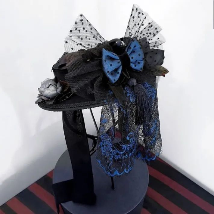 黑色系优雅：19世纪的丧服时尚_百科TA说