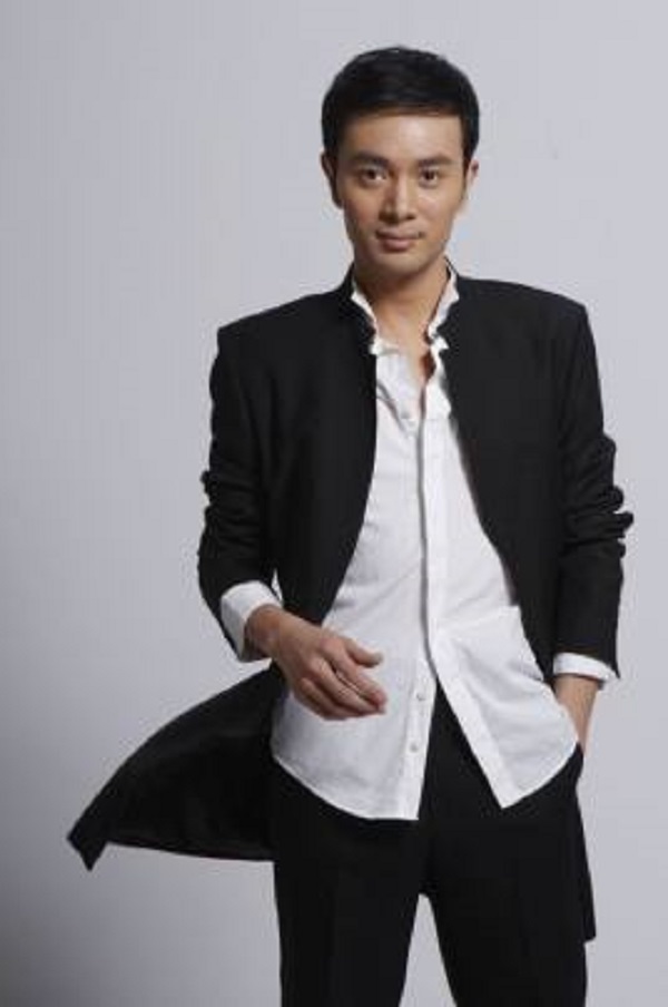  p>金毅,影视演员,央视第一时尚双语主持人,2008年1月出演古装电视剧