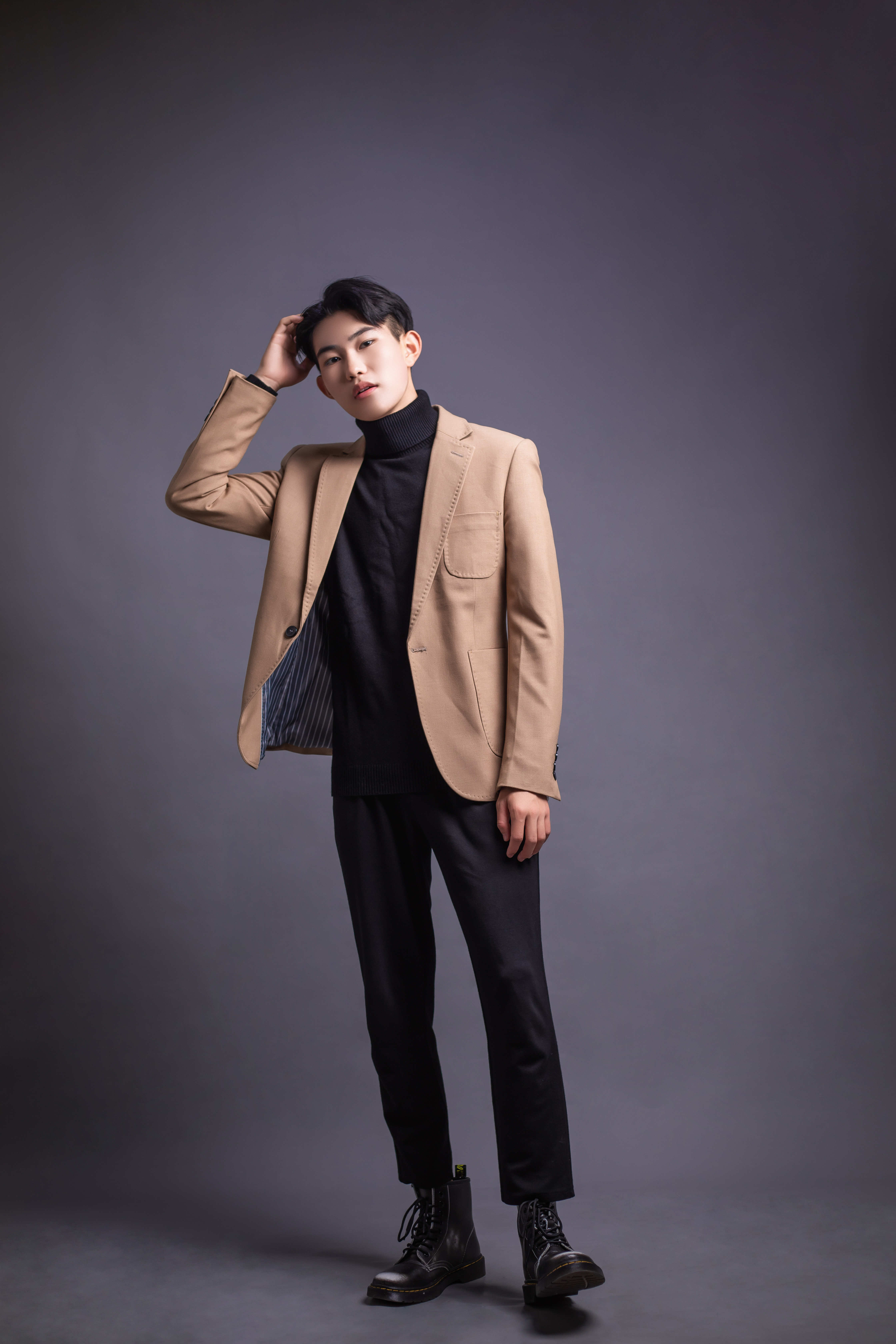  p>南俊哲,男,2003年7月19日出生于山东青岛,中国青少年院线演员,青岛