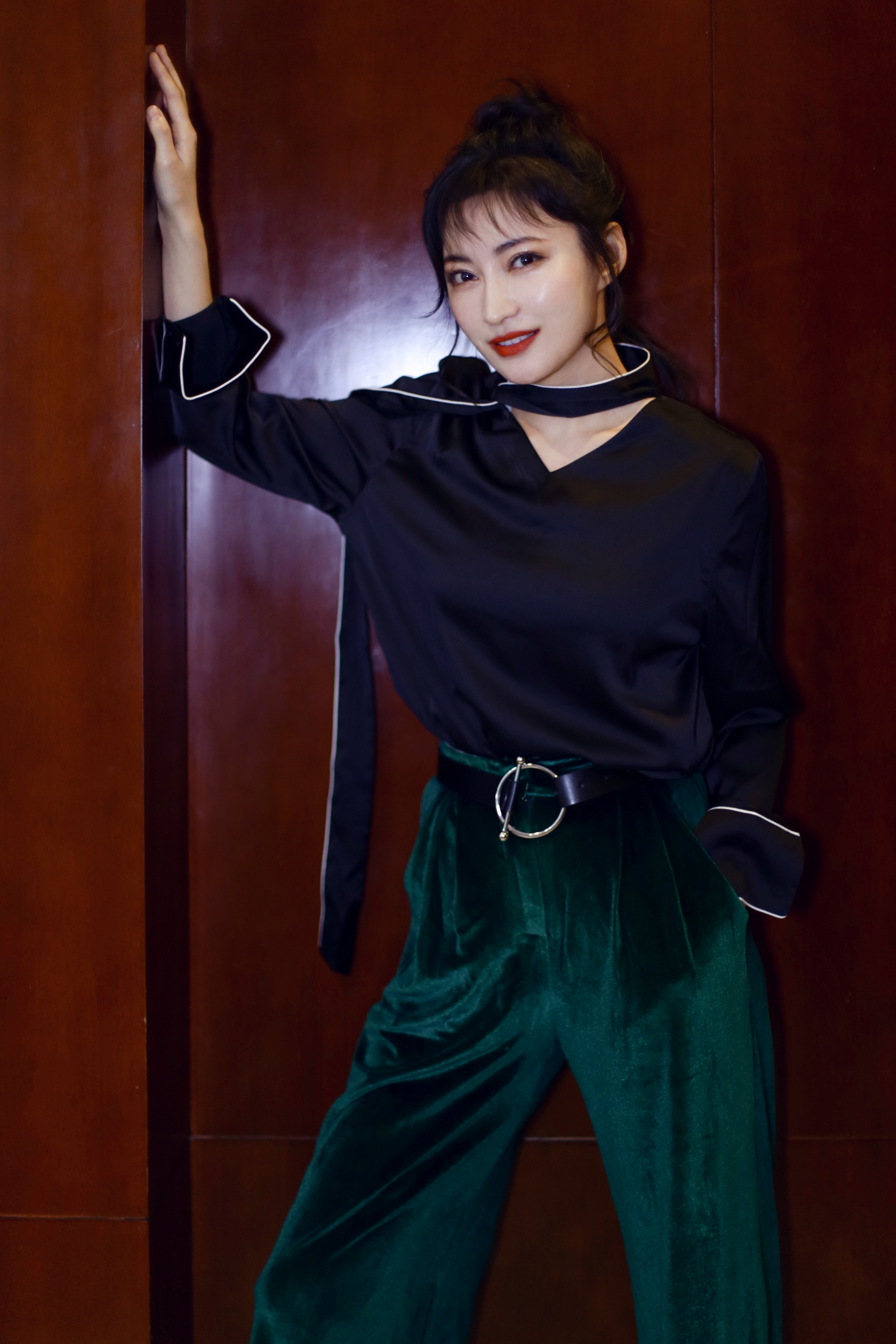  p>葛玟希,出生于江苏,中国内地女演员,毕业于南京艺术学院表演系.